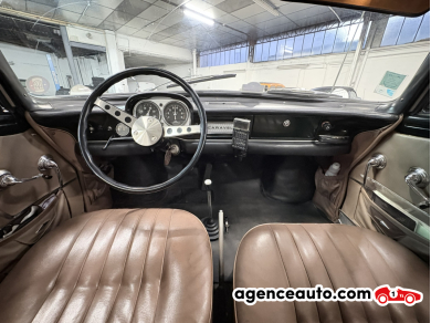 Renault Caravelle — 12