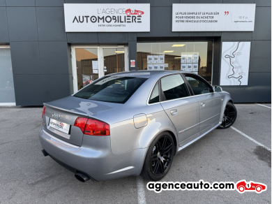 Audi RS4 — 2