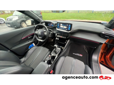 Peugeot 2008 — 18