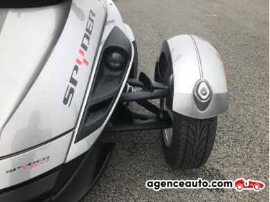 Can-Am Spyder — 13