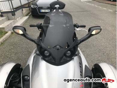 Can-Am Spyder — 11