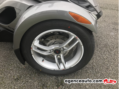 Can-Am Spyder — 18