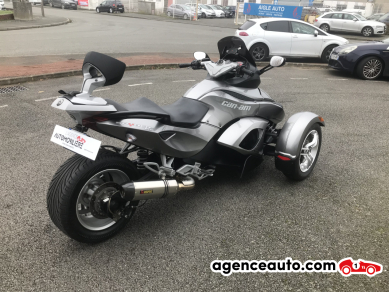 Can-Am Spyder — 6