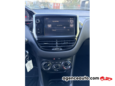 Peugeot 208 — 16