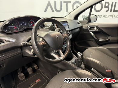 Peugeot 208 — 11