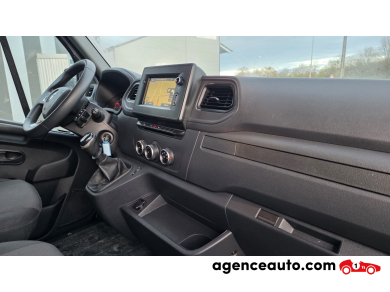 Renault Master — 12