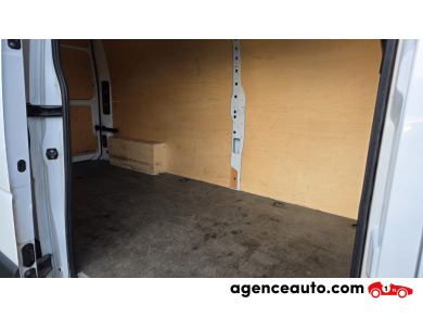 Renault Master — 32