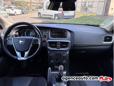 Volvo V40 — 11