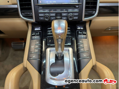 Porsche Cayenne — 17