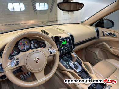 Porsche Cayenne — 12
