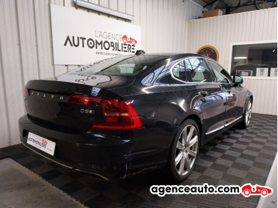 Volvo S90 — 5