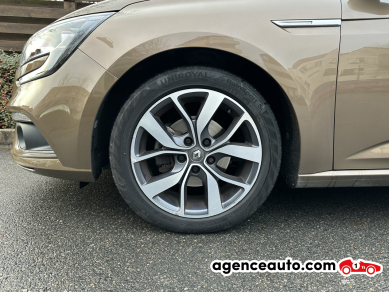 Renault Megane — 9