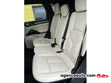 Porsche Cayenne — 11