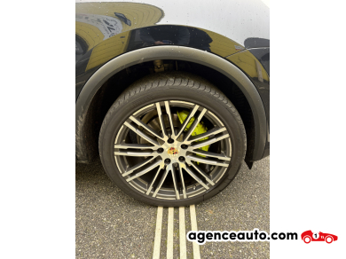 Porsche Cayenne — 27