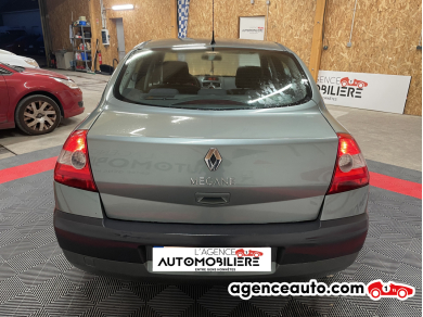 Renault Megane — 5
