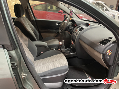 Renault Megane — 12