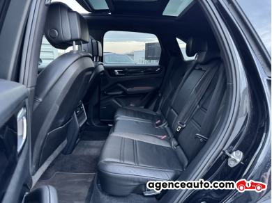 Porsche Cayenne — 14
