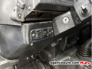 Land Rover Defender — 26