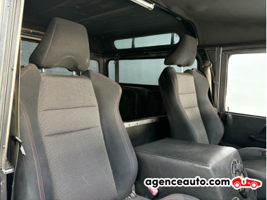 Land Rover Defender — 16