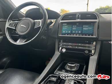 Jaguar F-Pace — 22