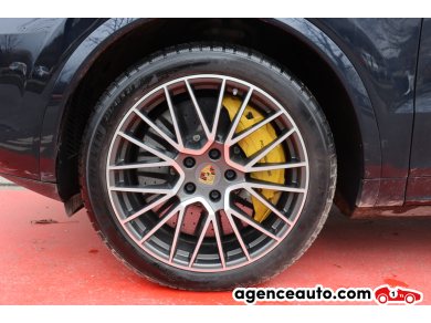 Porsche Cayenne — 32