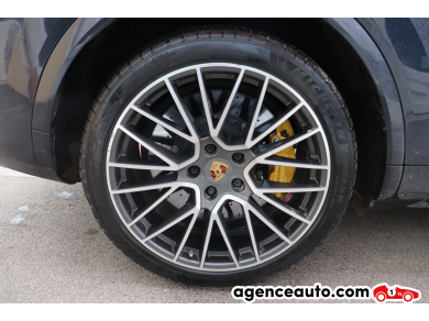 Porsche Cayenne — 30