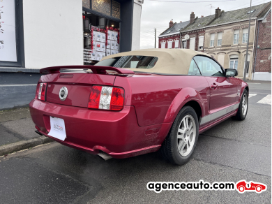 Ford Mustang Convertible — 16