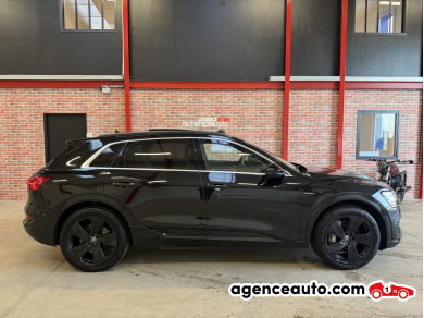 Audi E-Tron — 2