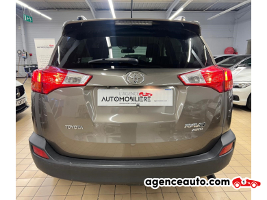 Toyota RAV4 — 8