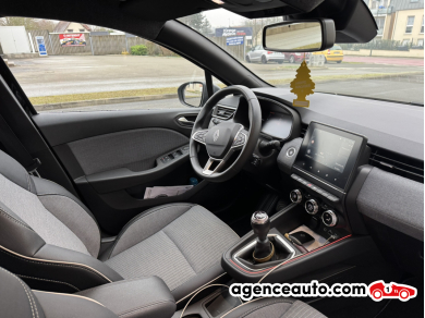 Renault Clio — 24