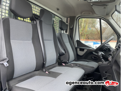 Renault Master — 12