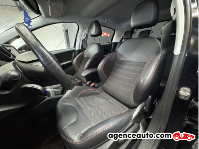 Peugeot 208 — 10