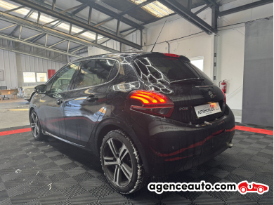 Peugeot 208 — 8