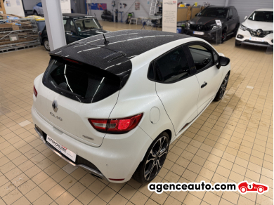 Renault Clio — 10