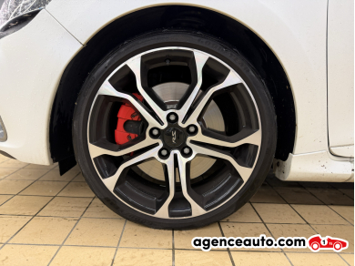 Renault Clio — 33