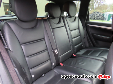Porsche Cayenne — 15