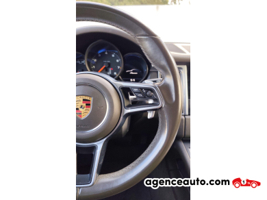 Porsche Macan — 23