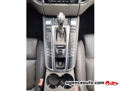Porsche Macan — 21