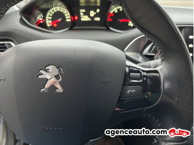 Peugeot 308 — 10