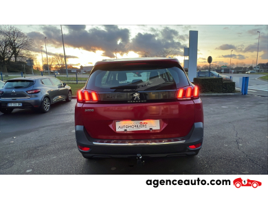 Peugeot 5008 — 9