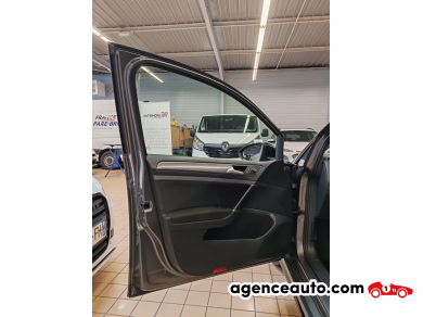 Volkswagen Golf — 26