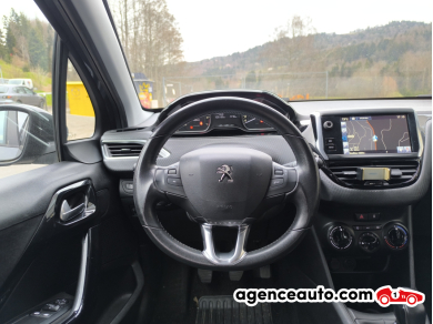 Peugeot 208 — 17