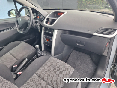 Peugeot 207 — 13
