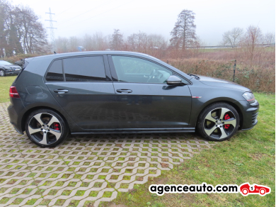 Volkswagen Golf — 7