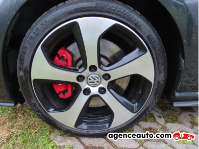 Volkswagen Golf — 15