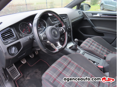 Volkswagen Golf — 9