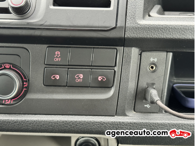 Volkswagen Transporter — 24