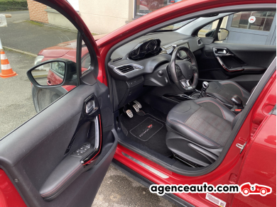 Peugeot 2008 — 14