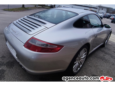Porsche 911 — 24