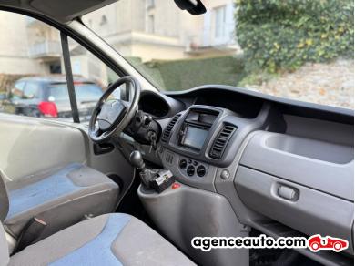 Renault Trafic — 11